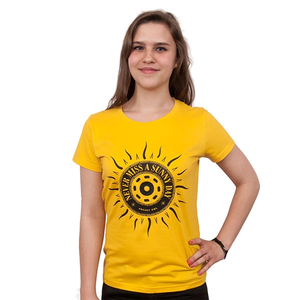 freaky-owl-never-miss-a-sunny-day-women-t-shirt-yellow-ebf149af52e9fe4697055fe0fb2d8895